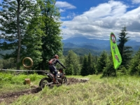 e5537bdc-1d0c-4708-a727-324b80a4b393